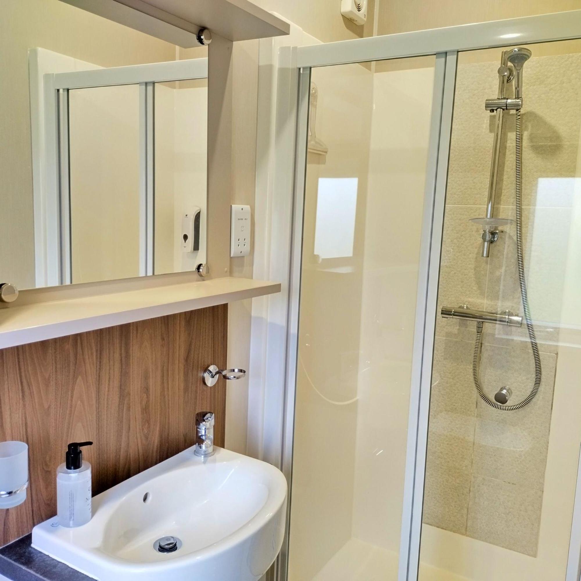 Caplor Glamping & Lodges Hereford Ngoại thất bức ảnh