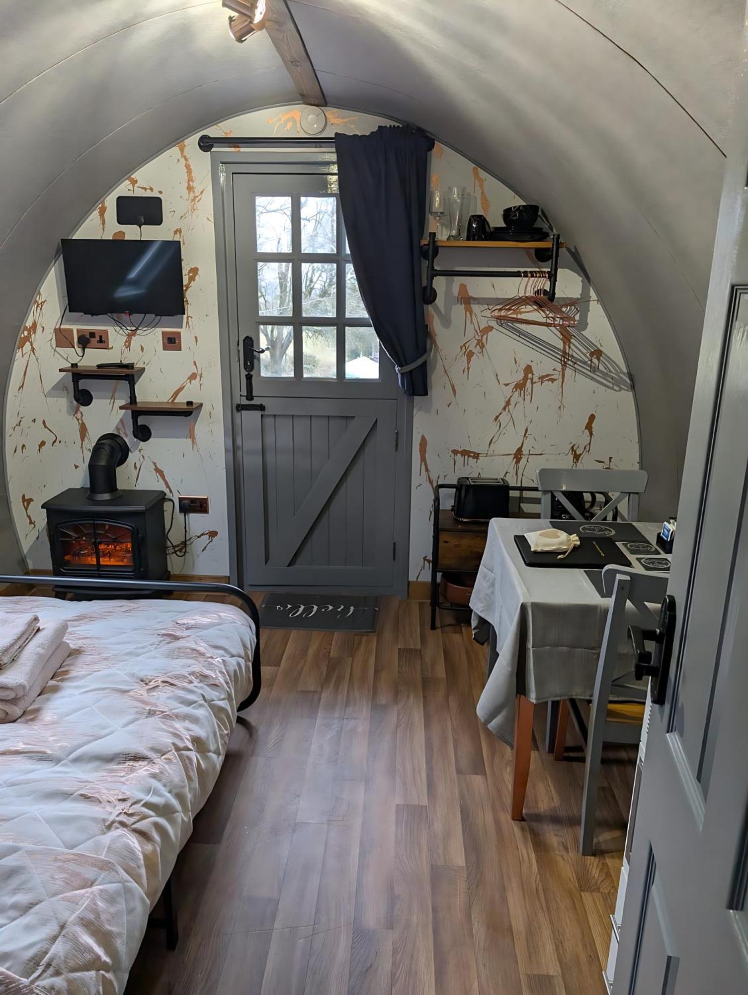 Caplor Glamping & Lodges Hereford Ngoại thất bức ảnh