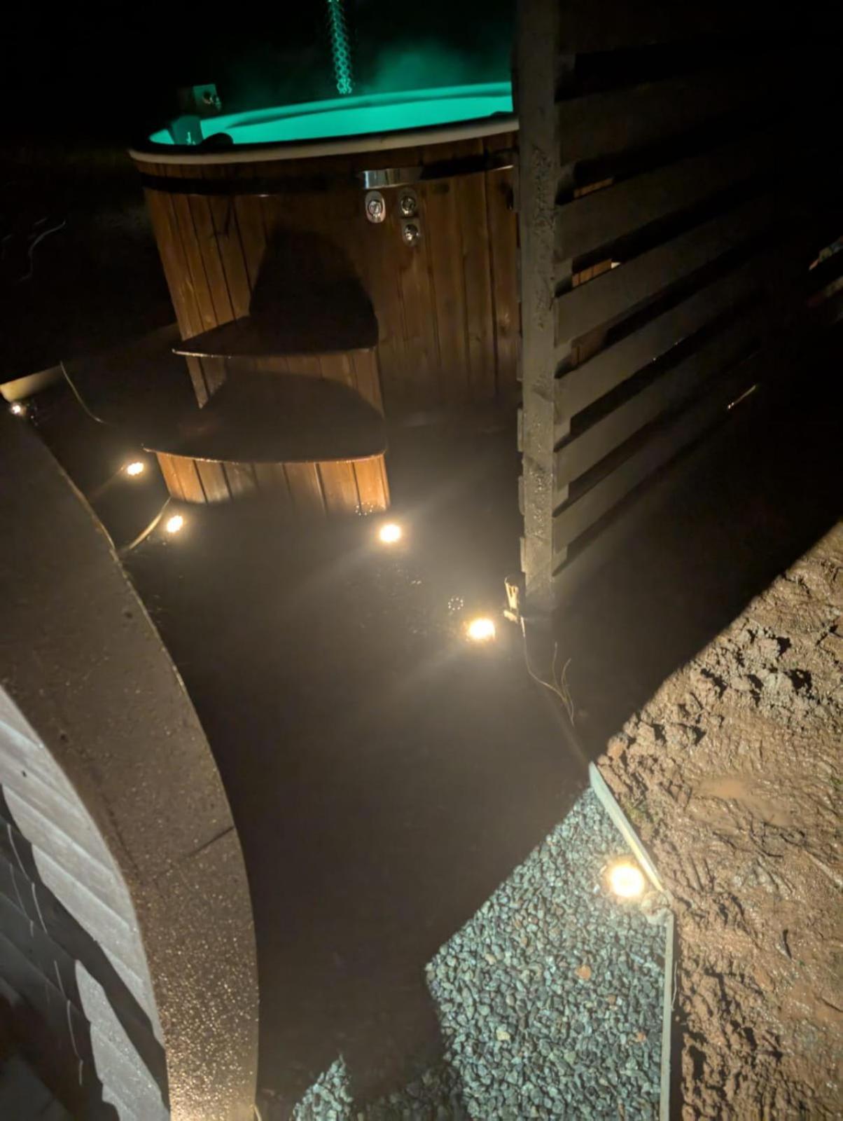 Caplor Glamping & Lodges Hereford Ngoại thất bức ảnh
